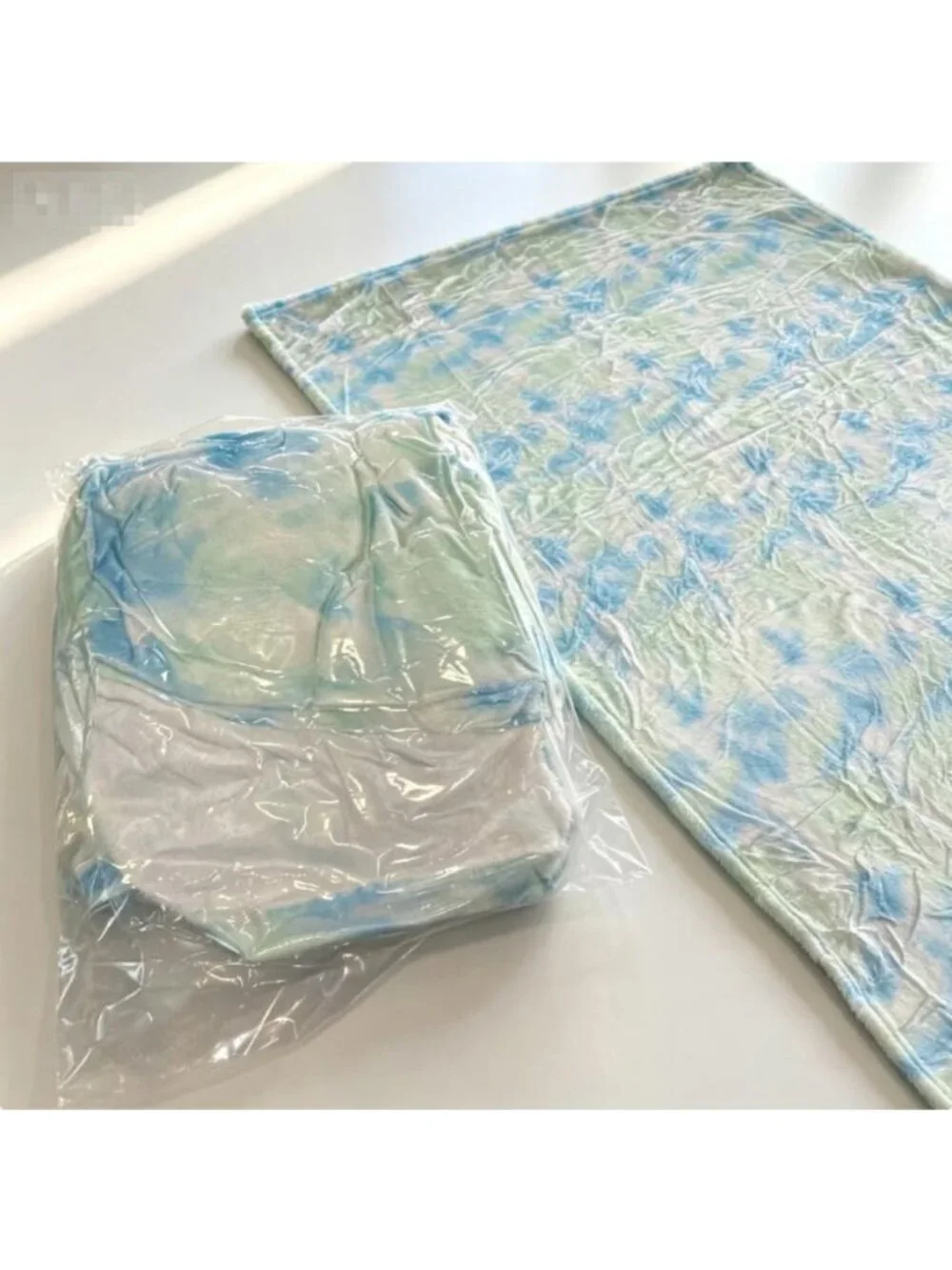Soft Tie-Dye Fleece Blanket, 58